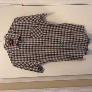 Quiksilver men's button down plaid short sleeve shirt. Size L.